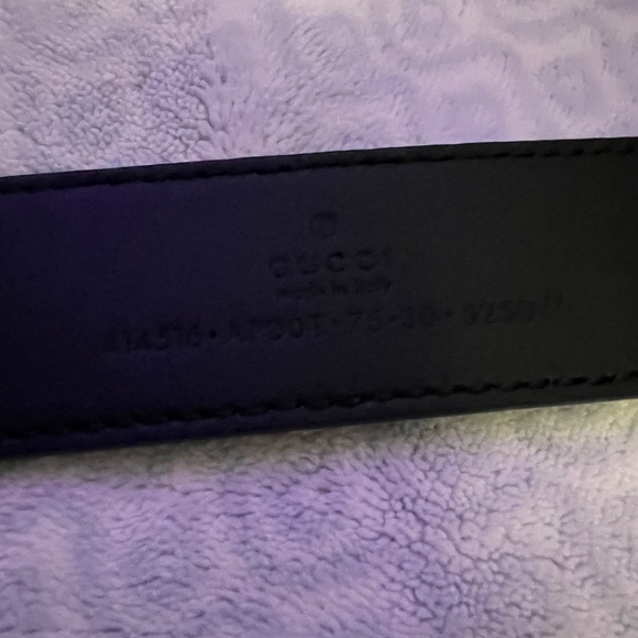 Gucci GG Marmont Women’s Thin Belt- worn once- great condition